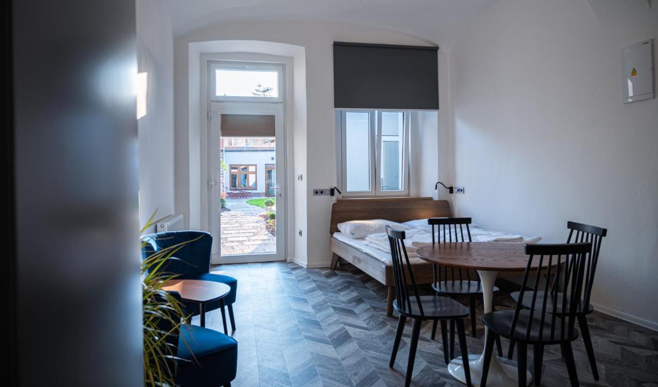Art Hostel & Apartments Dvůr Králové nad Labem Εξωτερικό φωτογραφία