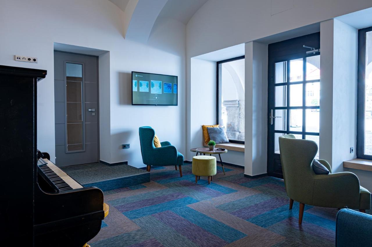 Art Hostel & Apartments Dvůr Králové nad Labem Εξωτερικό φωτογραφία