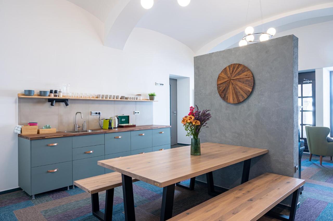 Art Hostel & Apartments Dvůr Králové nad Labem Εξωτερικό φωτογραφία